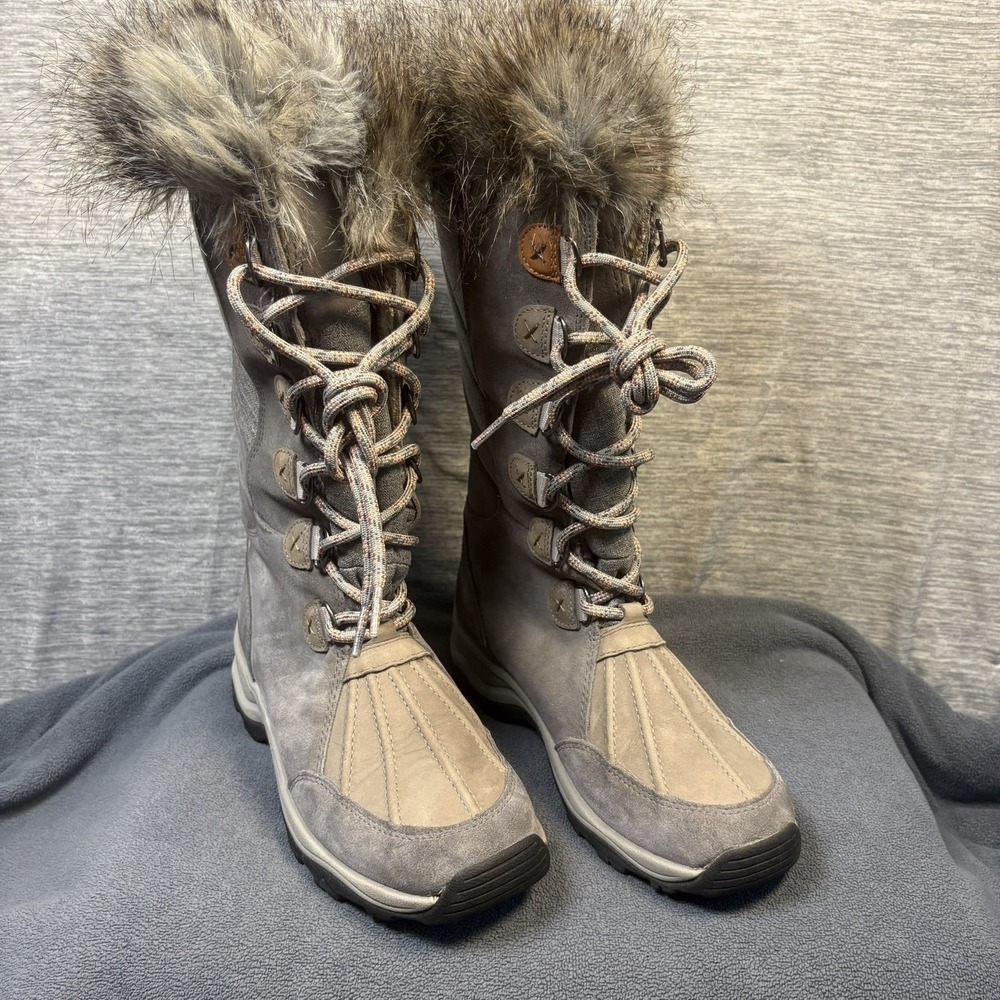 Clarks Wintry Hi Womens Grey Suede Faux Fur Waterproof Winter Snow Boots Sz 6.5